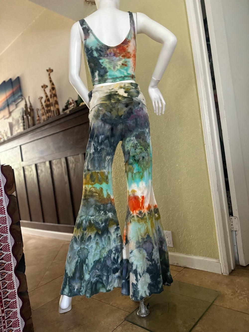 Tie-Dye cotton Crop Top & Flare Pants Set - Multicolor size large teeki fit - Picture 3 of 16
